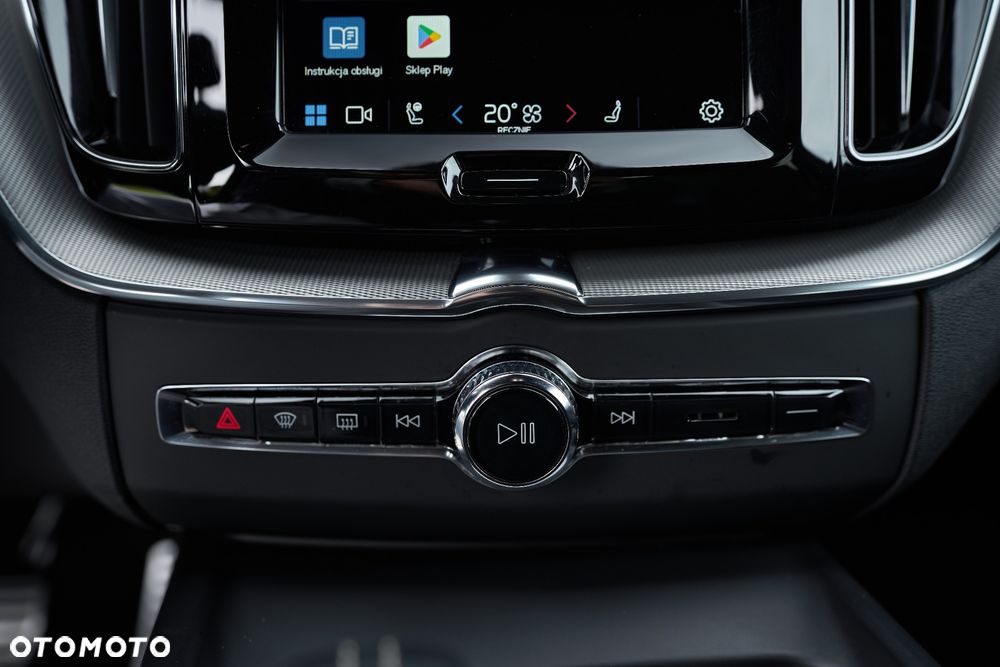 Volvo XC 60 B4 D R-Design - 22