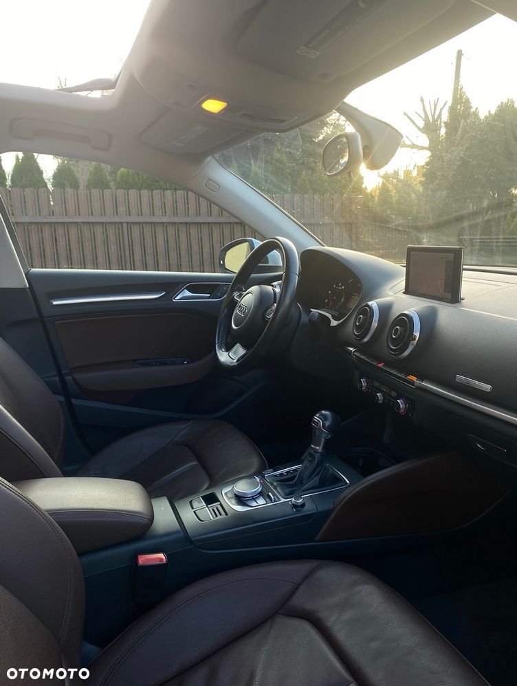 Audi A3 Limousine 2.0 TFSI quattro S tronic design - 11