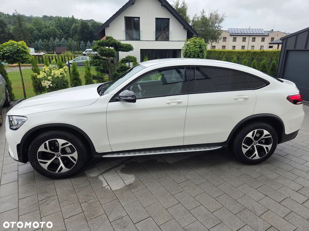 Mercedes-Benz GLC 200 4Matic 9G-TRONIC AMG Line Plus - 27
