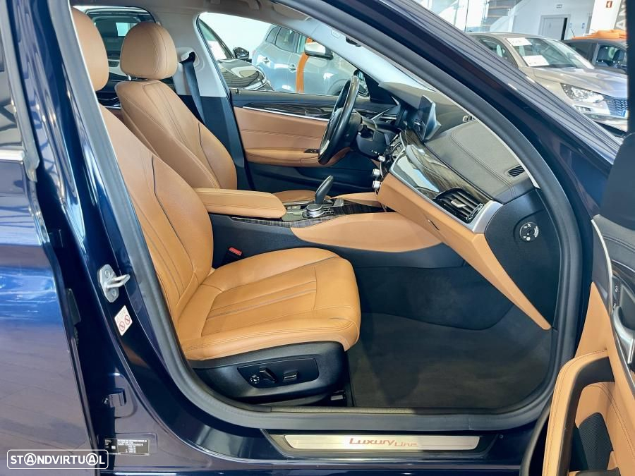 BMW 520 d Line Luxury Auto - 37