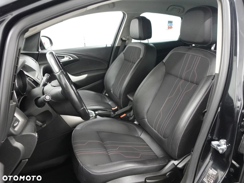 Opel Astra 1.4 150 Jahre - 22