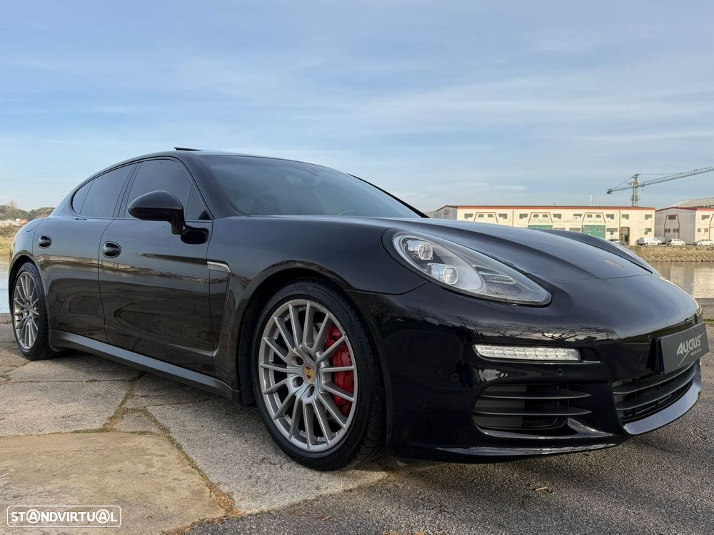 Porsche Panamera Standard - 3
