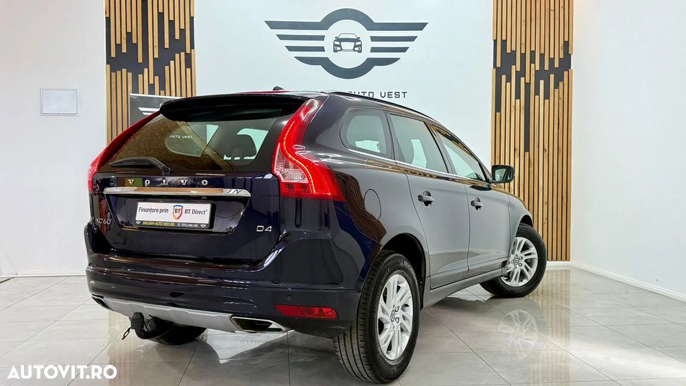 Volvo XC 60 D4 Momentum - 4