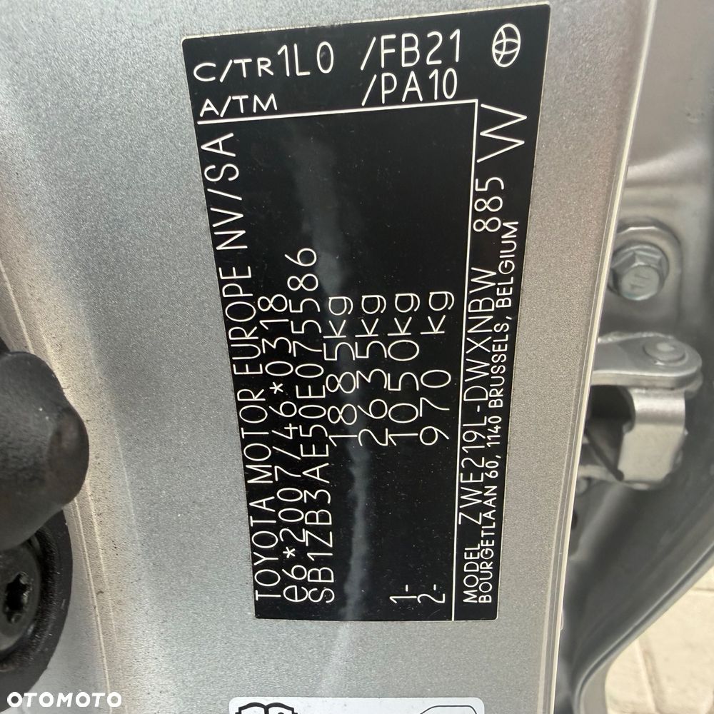 Toyota Corolla 1.8 Hybrid Comfort - 25