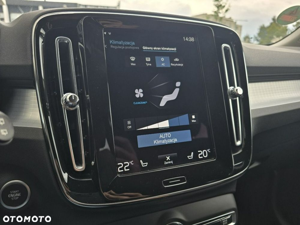 Volvo XC 40 - 25