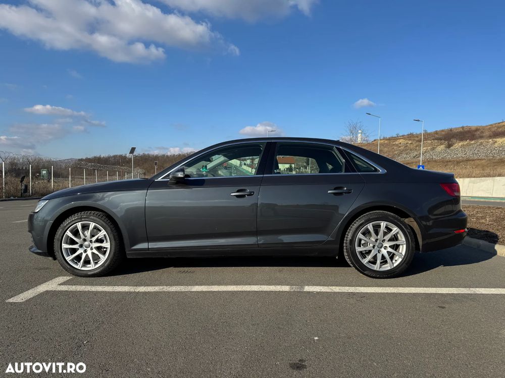 Audi A4 2.0 TDI S tronic - 5