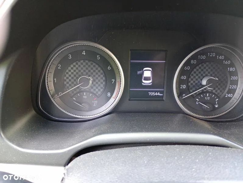 Hyundai Elantra 1.6 Comfort - 4