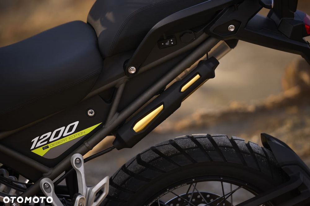Triumph Tiger - 9