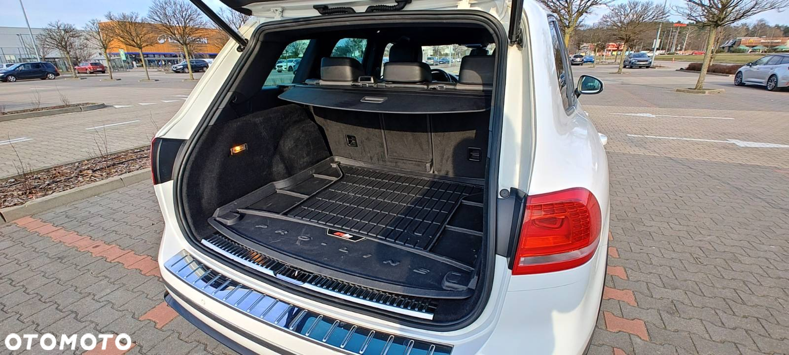 Volkswagen Touareg 3.0 V6 TDI BMT Perfectline R-Style - 9