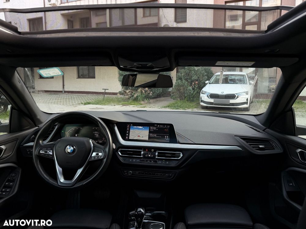 BMW Seria 2 218d AT - 11