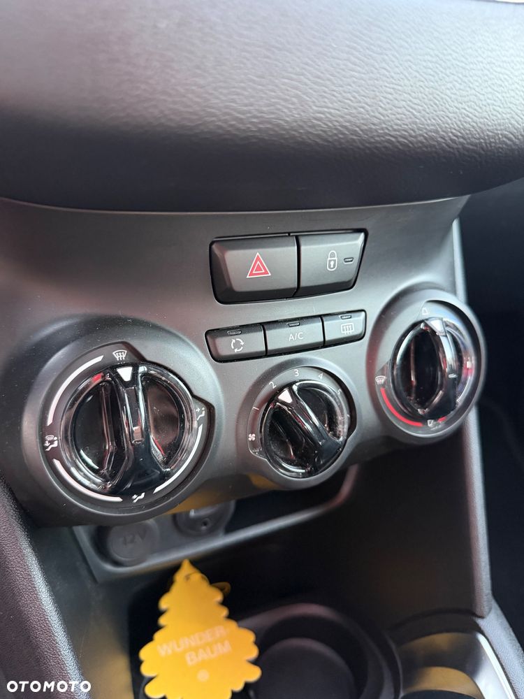 Peugeot 208 Blue-HDi 100 Stop&Start Active - 11