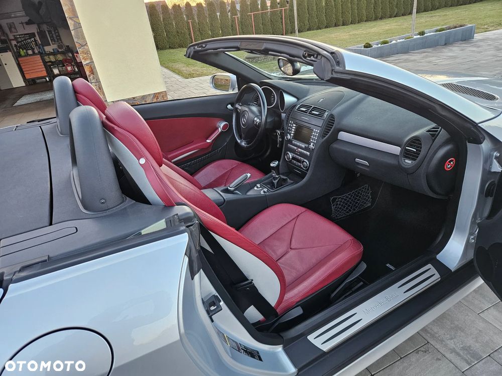 Mercedes-Benz SLK 300 Sport Edition - 6