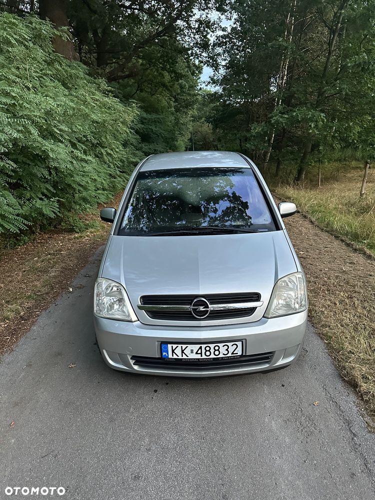 Opel Meriva 1.6 16V Easytronic Cosmo - 2