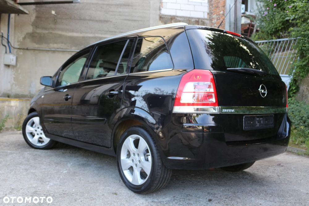 Opel Zafira 1.8 Innovation 110 Jahre - 17