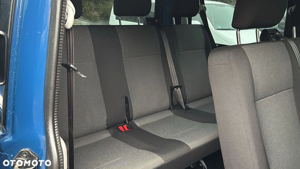 Volkswagen Transporter Kombi L1H1 DSG - 28