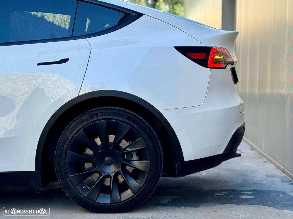 Tesla Model Y Standard - 20