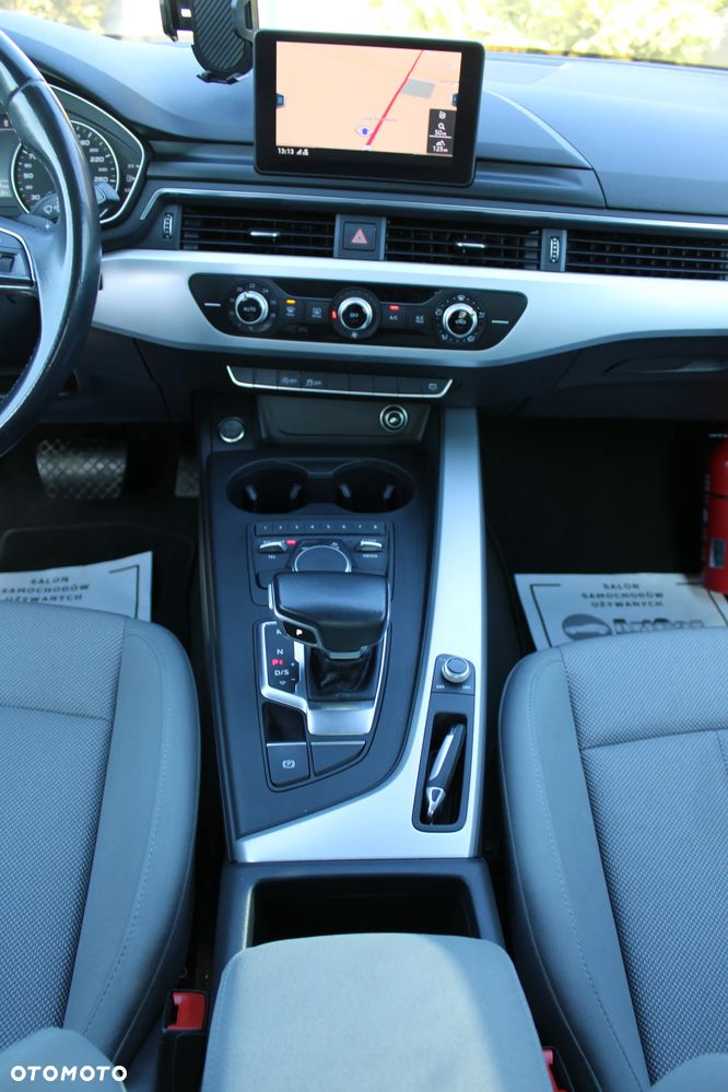 Audi A4 Limousine 2.0 TDI S tronic design - 28