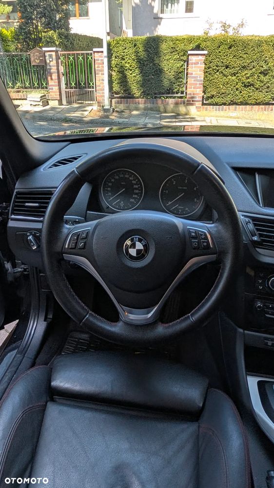 BMW X1 xDrive20d Sport Line - 8