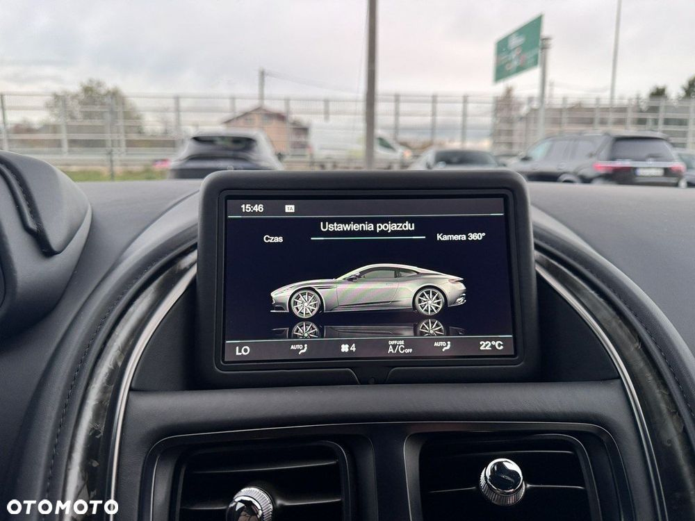 Aston Martin DB11 - 37