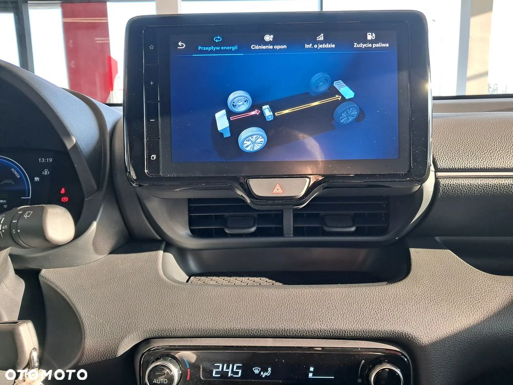 Toyota Yaris Hybrid 1.5 Style - 17