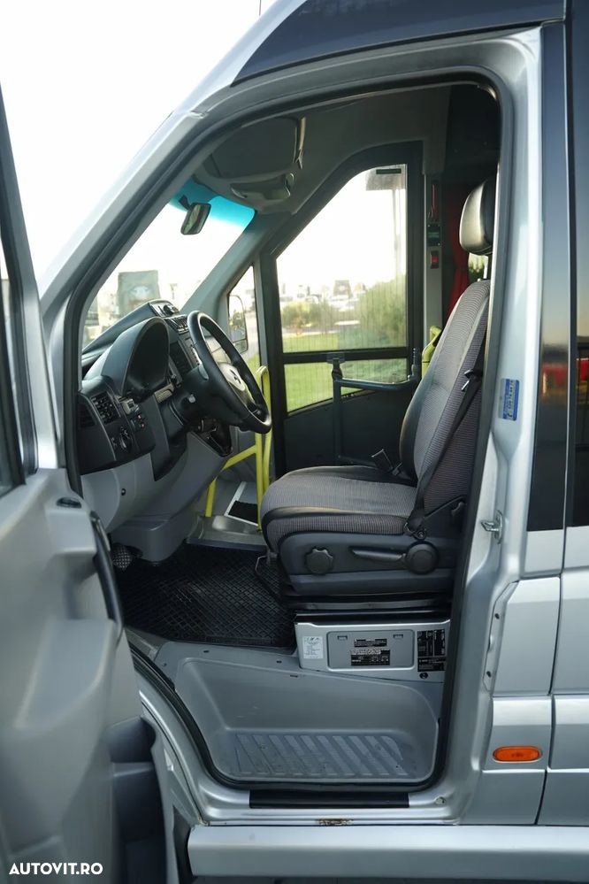 Mercedes-Benz SPRINTER 516 CDI / 2x AER CONDIȚIONAT / ECHIPAMENT ULTRA-ECHIPAT / PIELE / IMPORTAT - 17