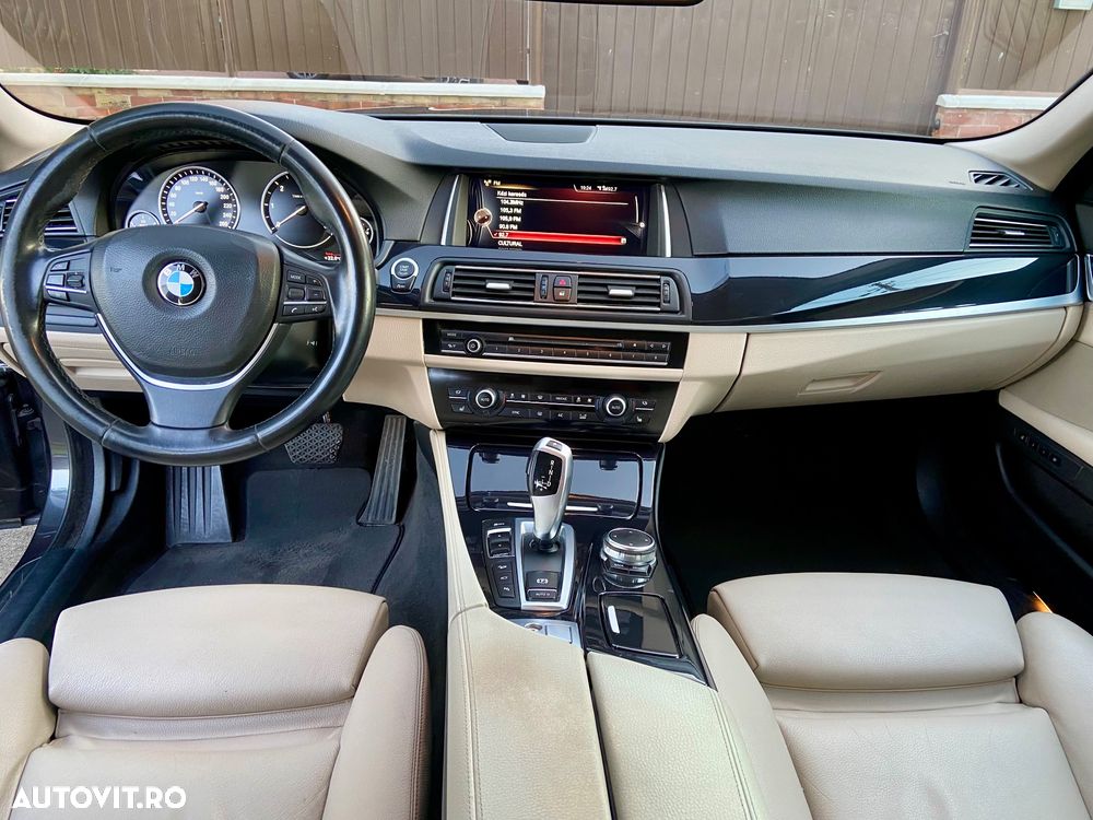 BMW Seria 5 525d xDrive - 5