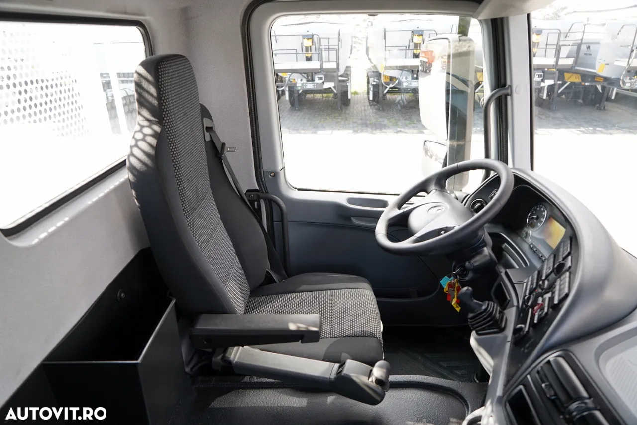 Mercedes-Benz ACTROS 2636 / 6x4 / CAROSERIE DE LIVRARE 6.5 M + HIAB HDS / PODEA REZISTENTĂ / RADIOCOMANDĂ / ROTATOARE / IMPORTAT - 28