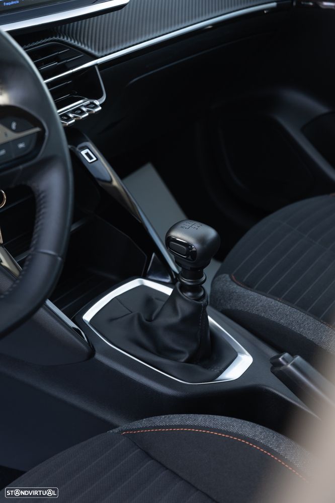 Peugeot 208 1.2 PureTech Allure Pack - 15