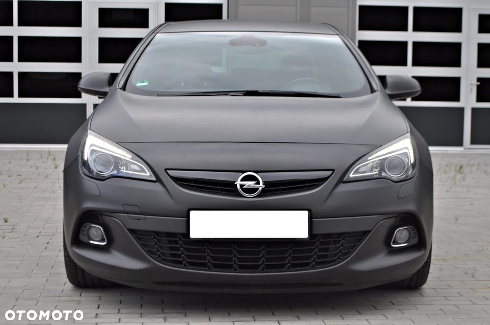 Opel Astra ver-iv-gtc-2-0-cdti-bi--turbo-s-s - 4