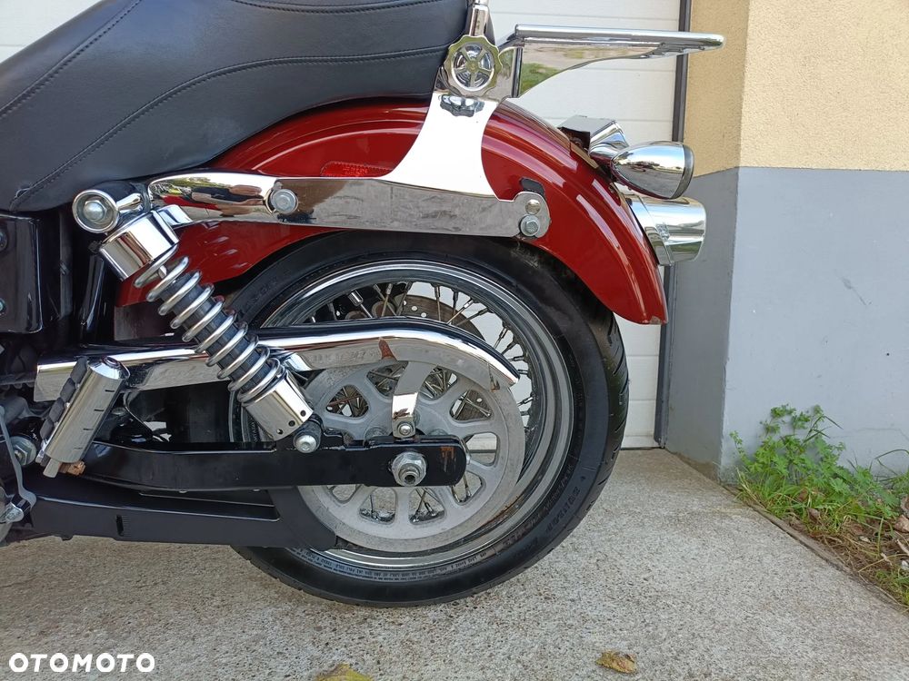 Harley-Davidson Dyna Super Glide - 29