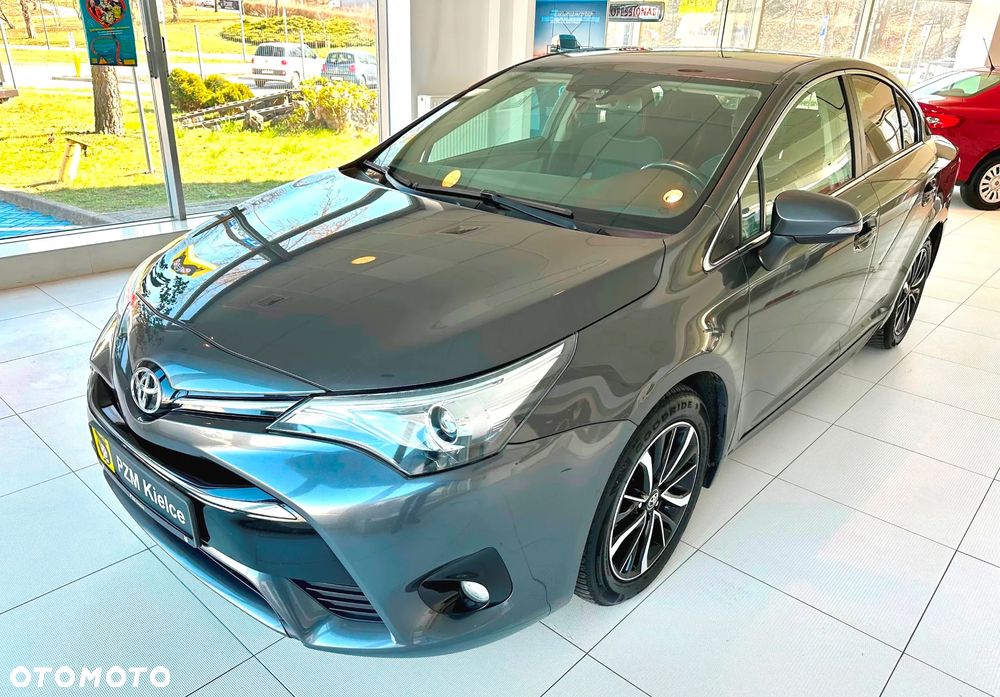 Toyota Avensis 2.0 D-4D Premium - 1