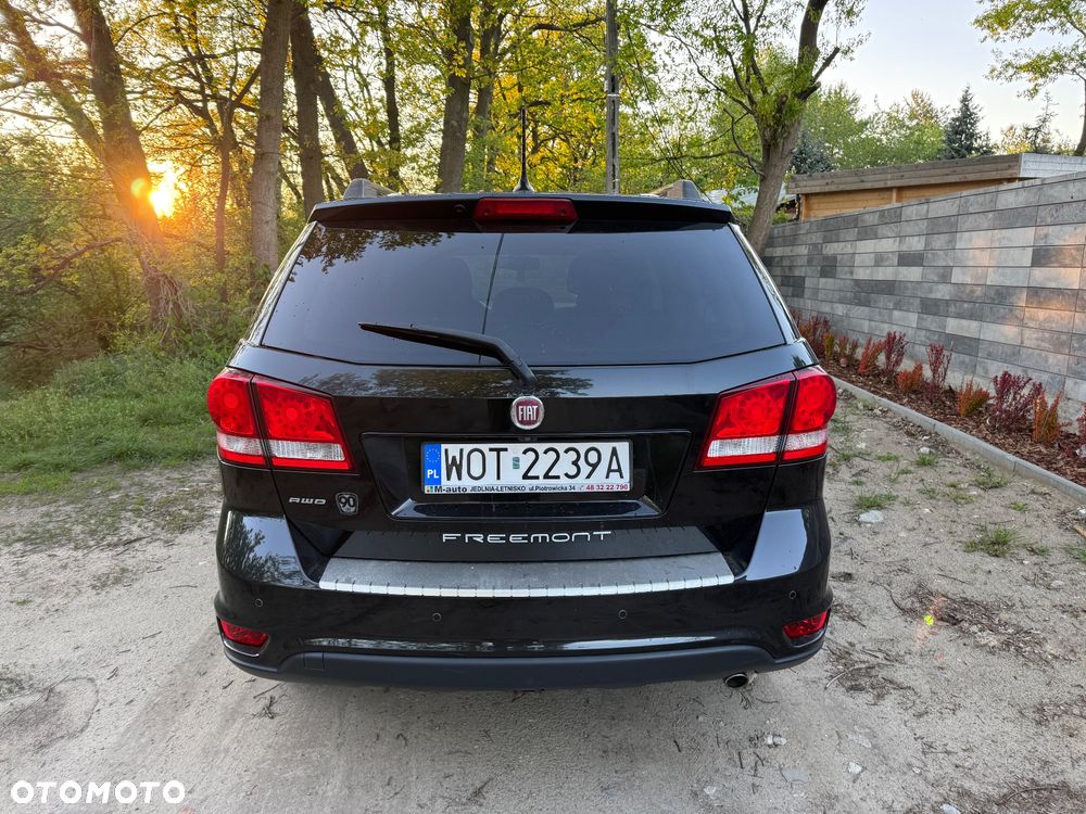 Fiat Freemont 2.0 Multijet Lounge AWD - 4