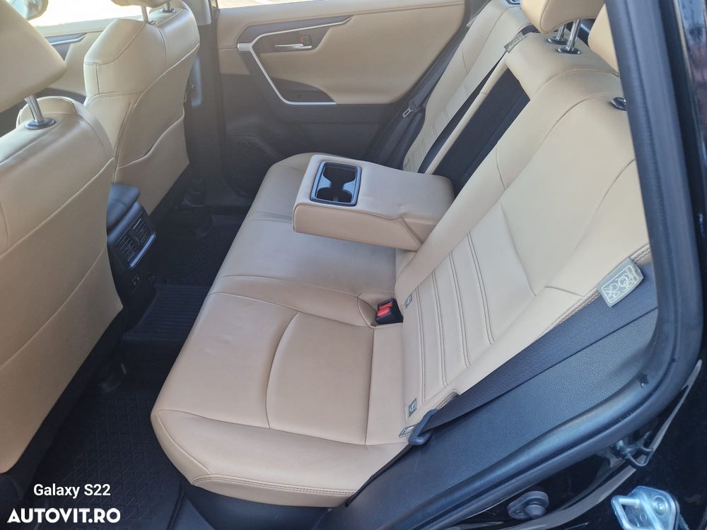 Toyota RAV4 2.5 VVT-iE 4x4 Luxury - 23