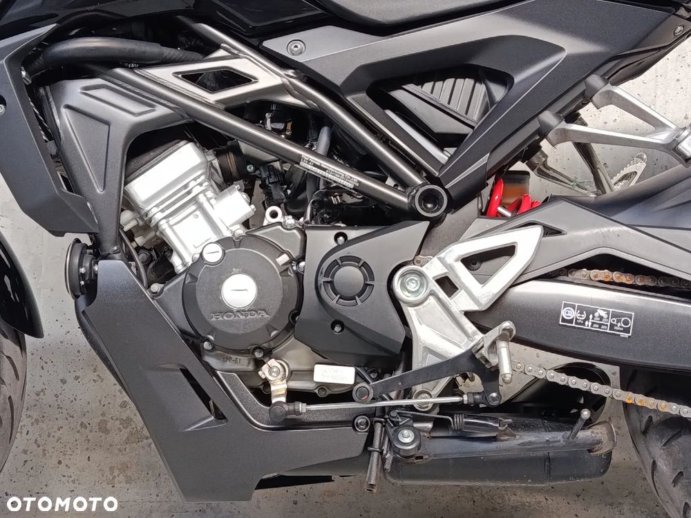 Honda CB - 19