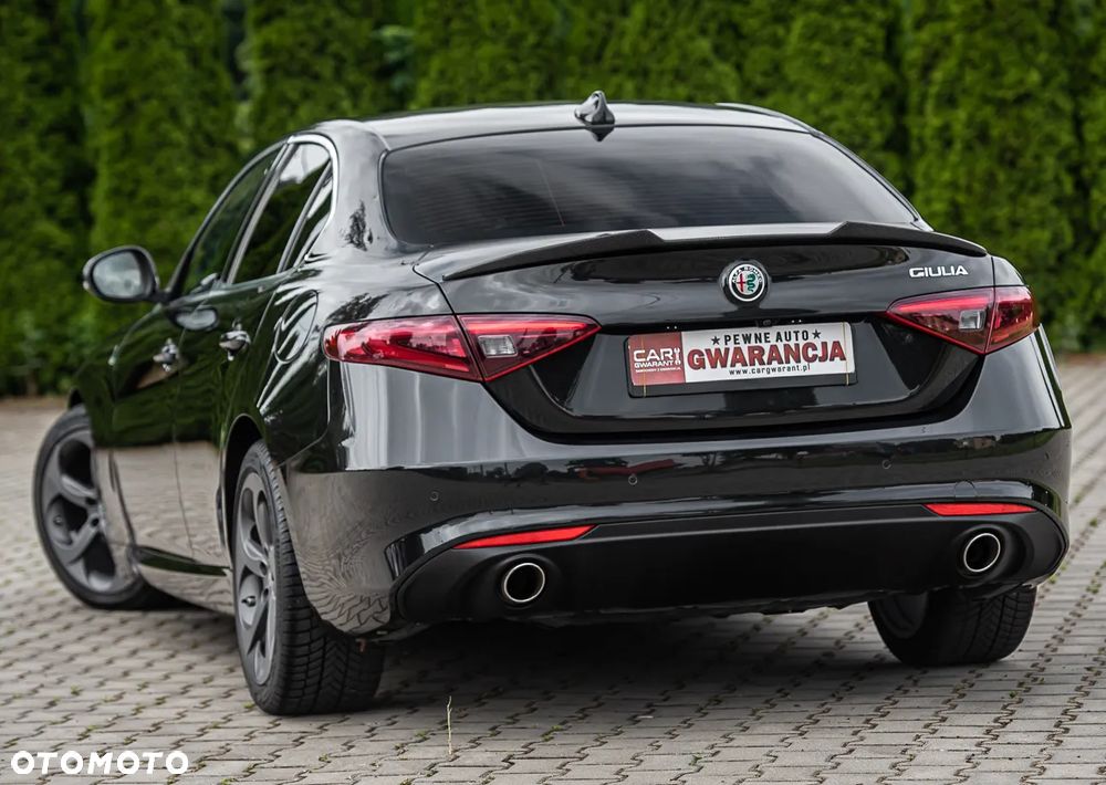 Alfa Romeo Giulia 2.2 Super - 4