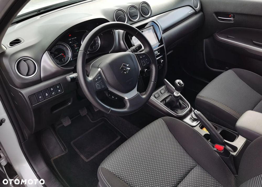 Suzuki Vitara - 10