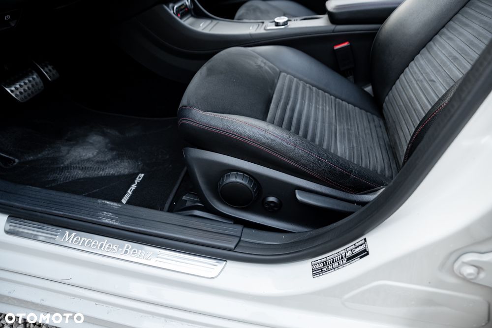 Mercedes-Benz Klasa A 250 4Matic 7G-DCT AMG Line - 18