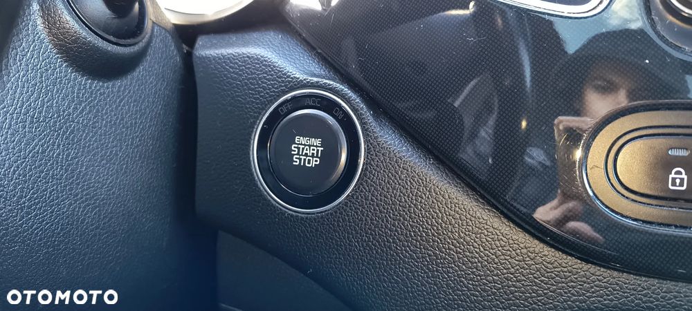 Kia Carens 1.7 CRDi Spirit - 19