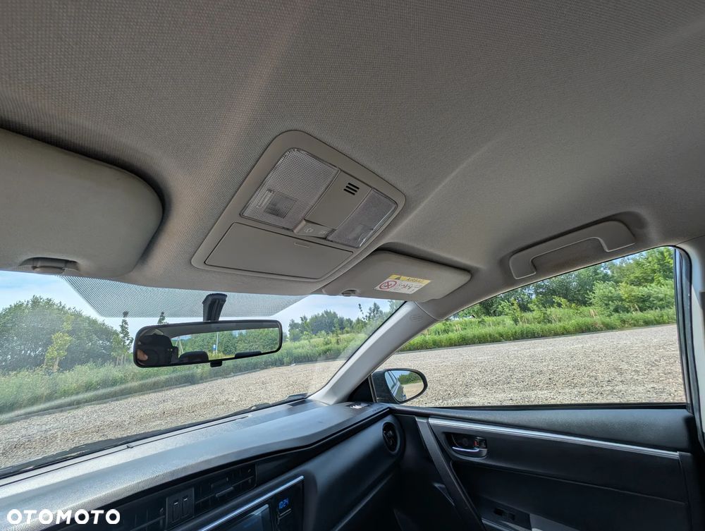 Toyota Corolla 1.6 Premium - 21