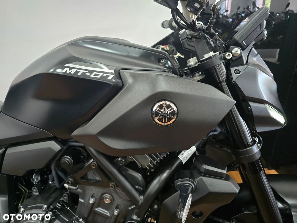 Yamaha MT - 18