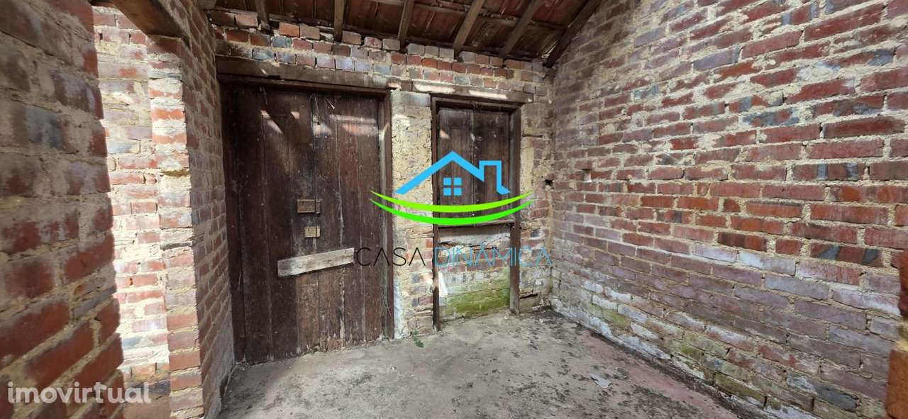 Casa para Recuperar com Eira e Terreno – Carriço, Pombal - Grande imagem: 5/15