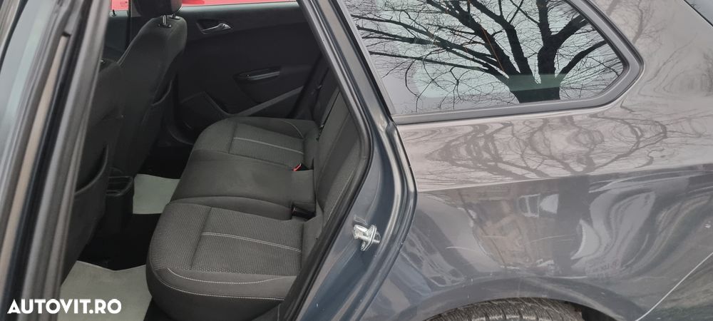 Opel Astra 1.7 CDTI - 9