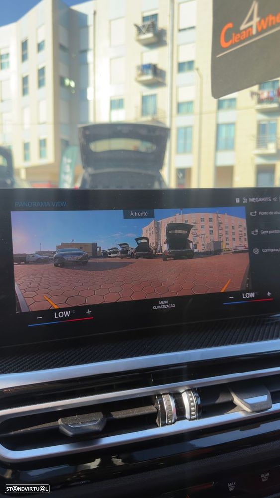 BMW M4 Competition xDrive - 28