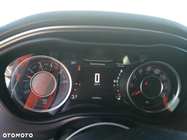 Dodge Challenger - 6