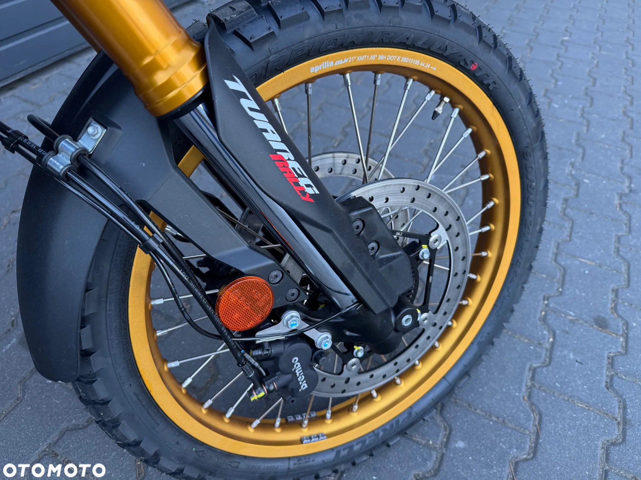 Aprilia Tuono - 3