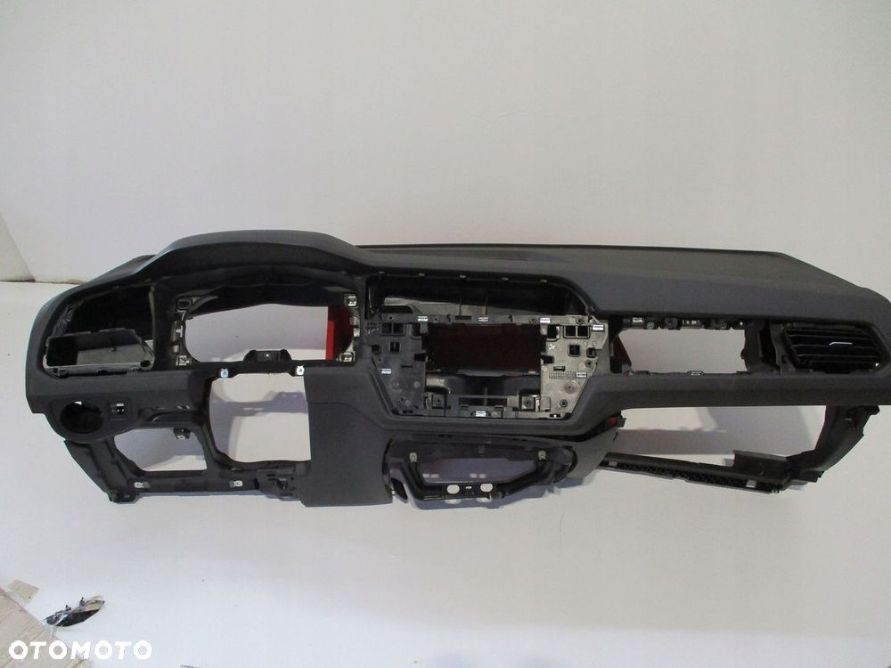 Konsola pulpit deska VW TOURAN 5TA RYSY - 1