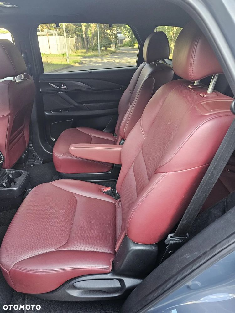 Mazda CX-9 - 13