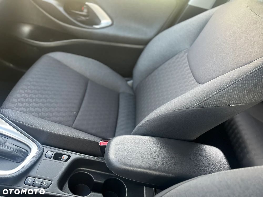 Toyota Yaris 116 1.5 VVT-i Comfort - 22