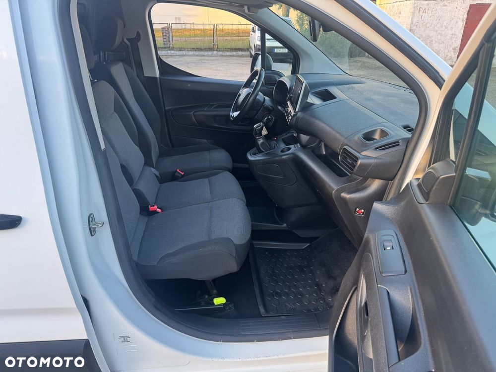 Citroën BERLINGO - 28