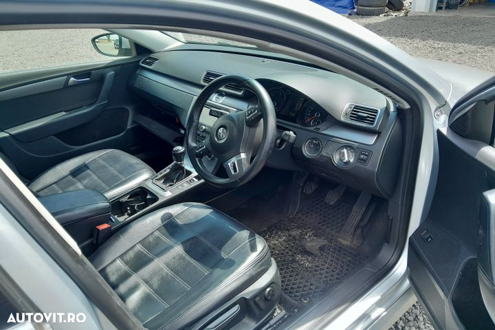 Dezmembrez Volkswagen VW Passat B7 [2010 - 2015] Sedan 2.0 MT (140 hp - 5